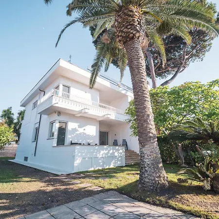 Villa Silvia Fregene